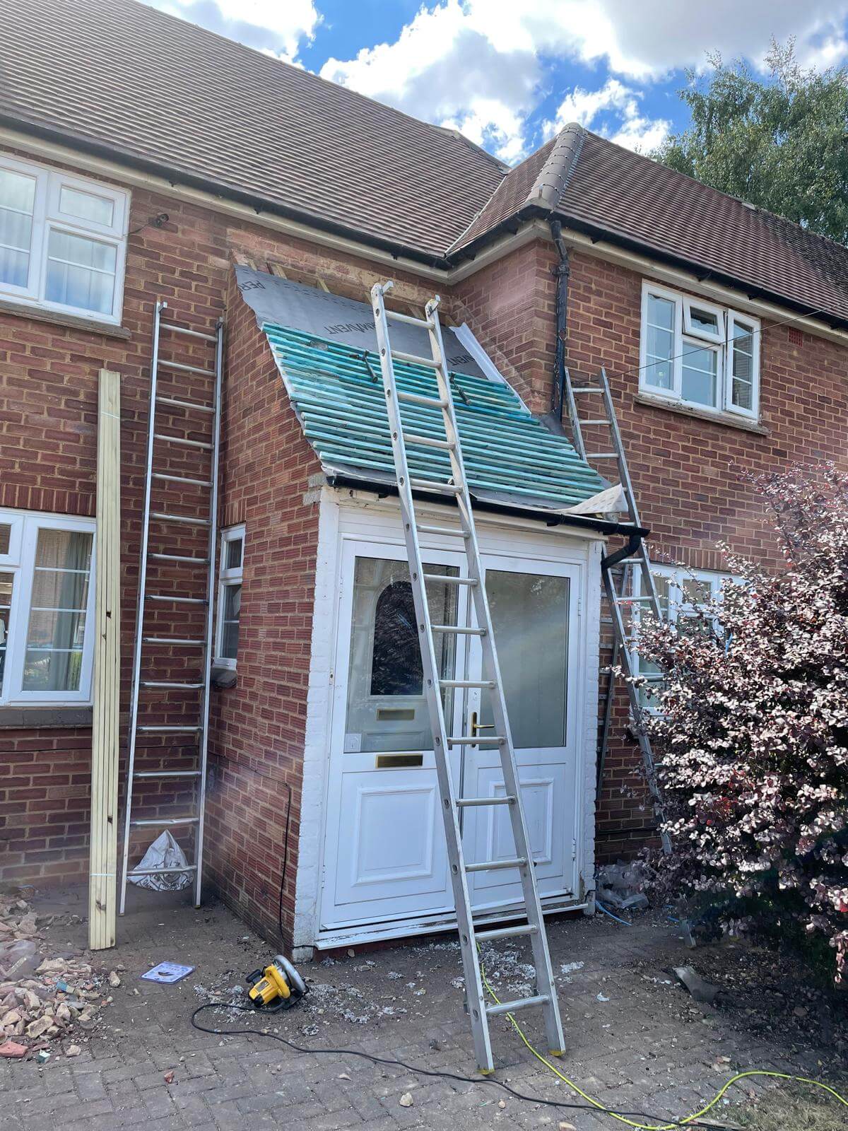 roof repairs Oxford